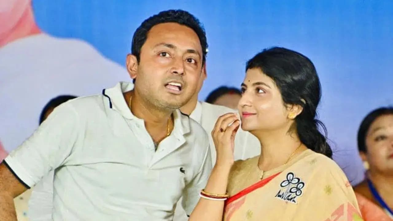 Debraj chakrabarty and aditi munsi has how much hidden property people will shocked after knowing it