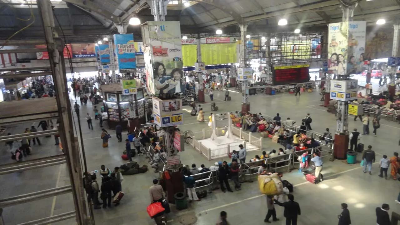Railways to install facial recognition cameras to prevent rule violations and curb unsanitary behavior