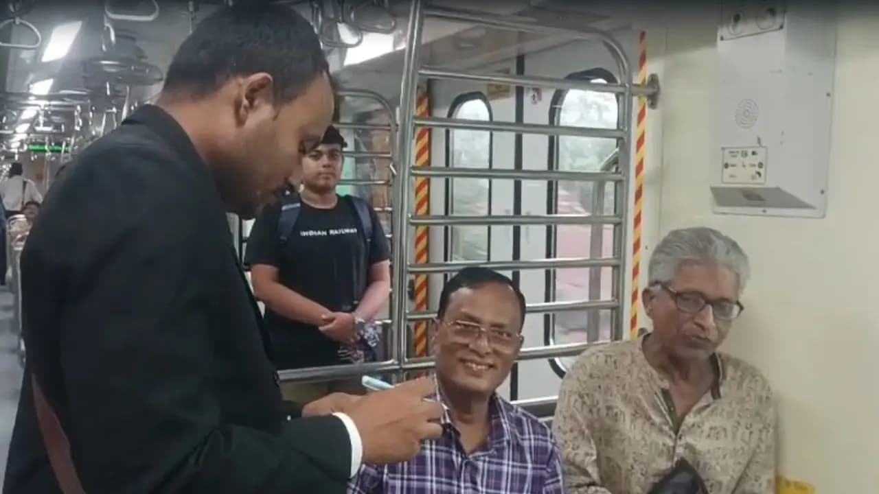 Barasat AC Local: New Ac local train service resumed from Barasat to Sealdah, Passengers are excited