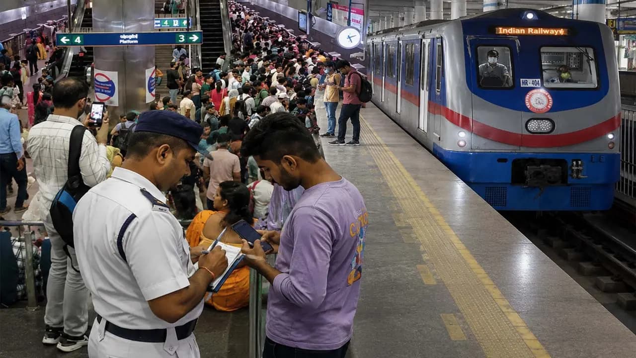 Kolkata Metro Strict Rules