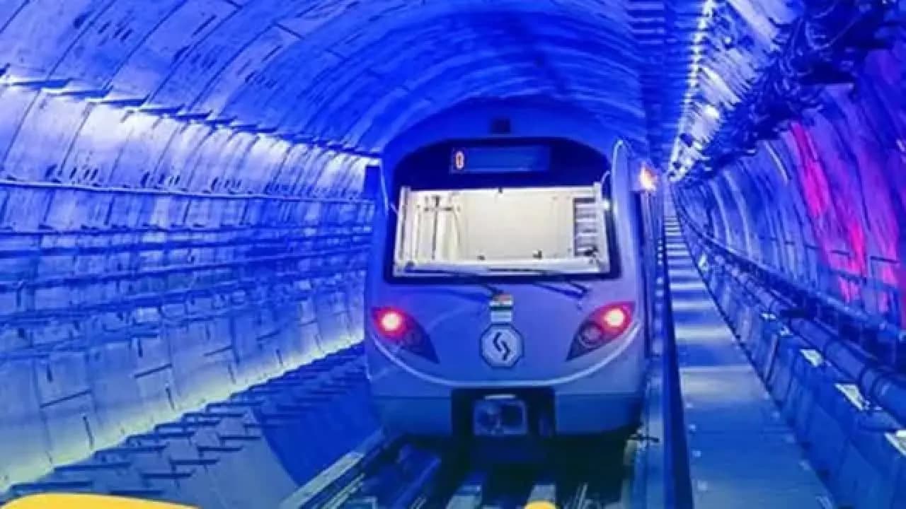 Driverless Metro Under the Ganges Sparks Buzz