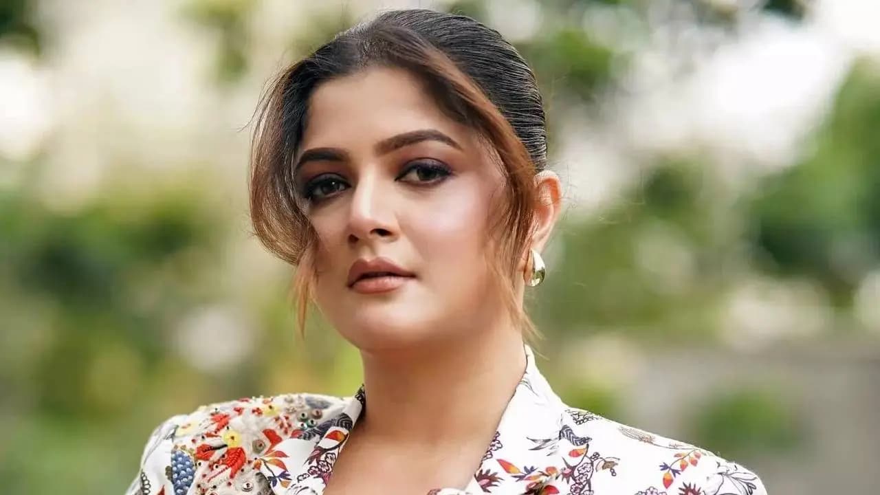 Srabanti Chatterjee personal assistant arrested physical assault case