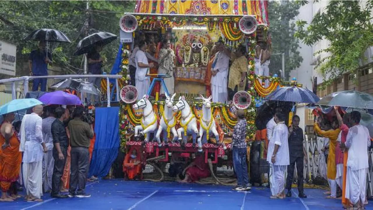 IMD Weather Forecast: Heavy Rainfall Warning in 13 Districts in West Bengal On Rath Yatra 2026 on July 16 