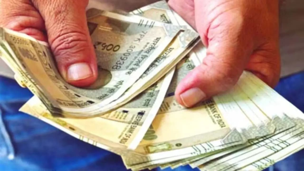 Be a Crorepati by saving monthly rs1000 know the calculation