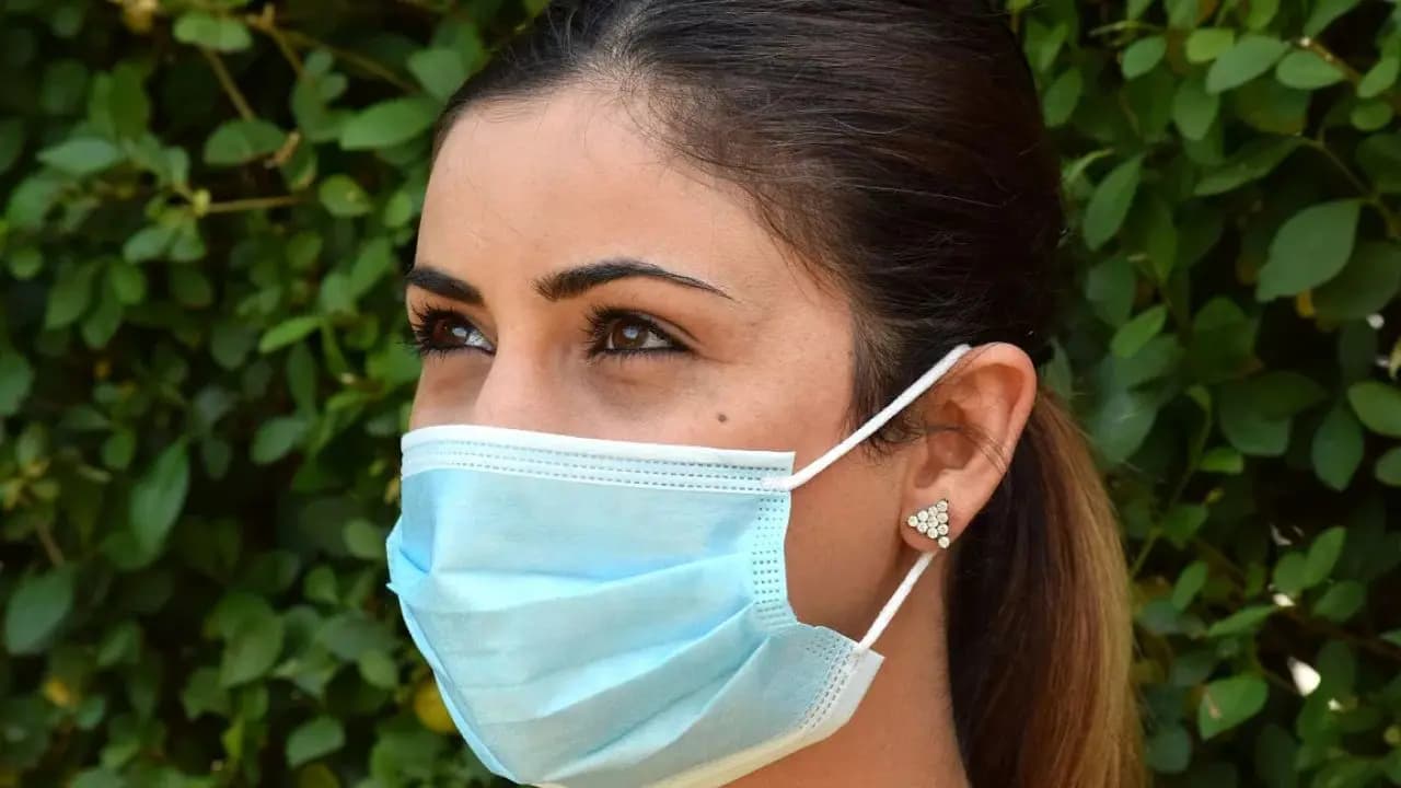 Covid 19 infections are rising in India doctors opinion on wearing mask