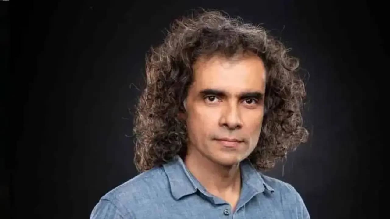 Imtiaz Ali Explains Why He Stays Away From Politics: Fixed Agenda Is Restrictive