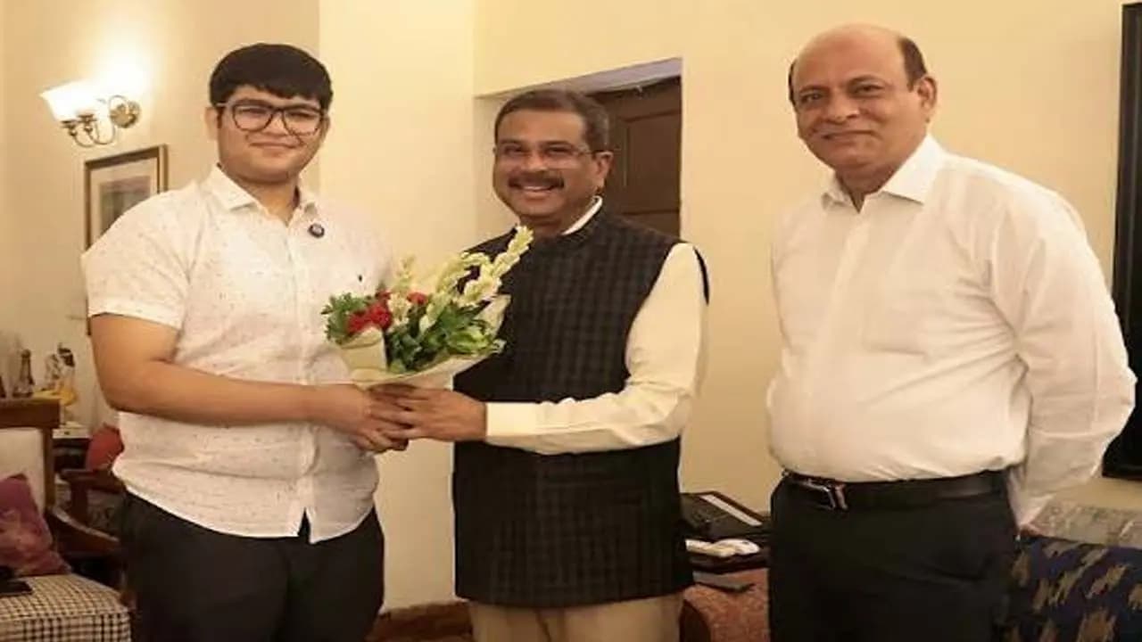 Why would I protest I seized the opportunity said Anshul Bansal the second-rank holder amidst the nationwide uproar over the NEET exam 2026