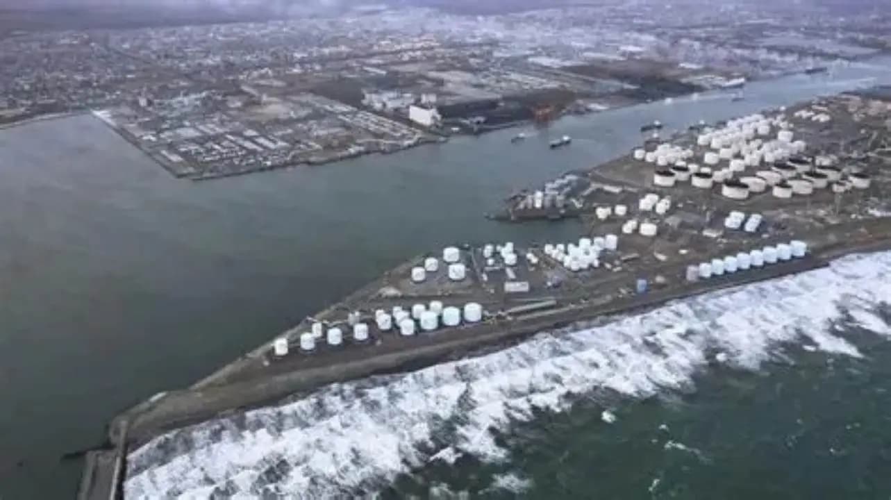 Many Injured, Buildings Collapsed As 7.1-Magnitude Earthquake Hit Japan 