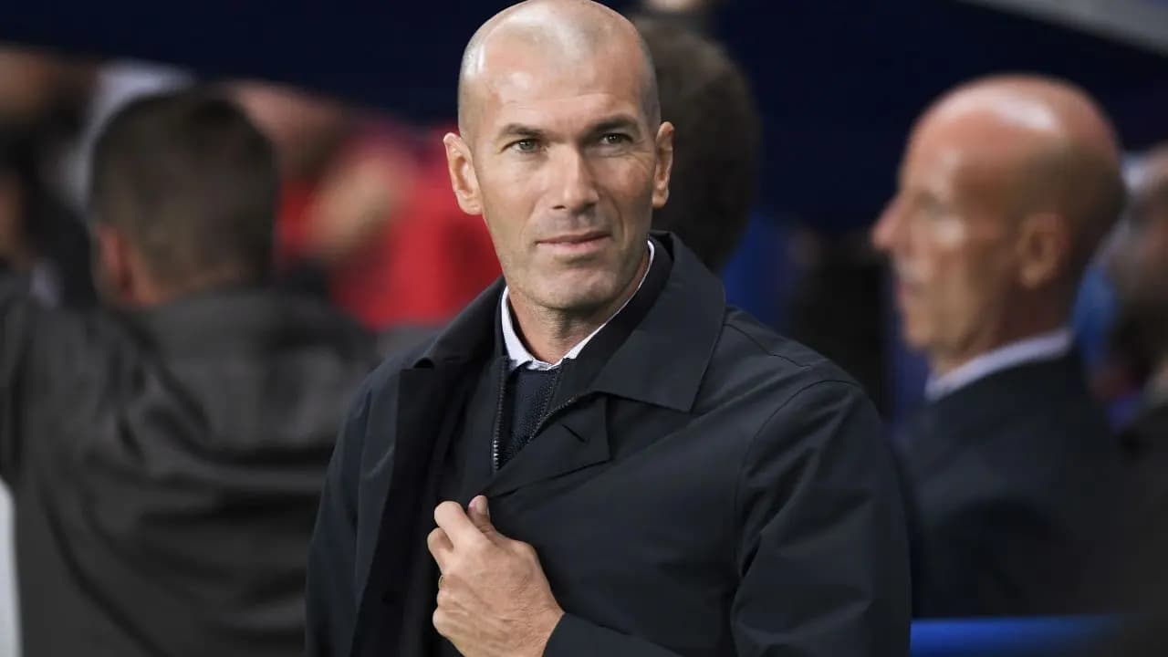 Former Star Zinedine Zidane appointed new France head coach 