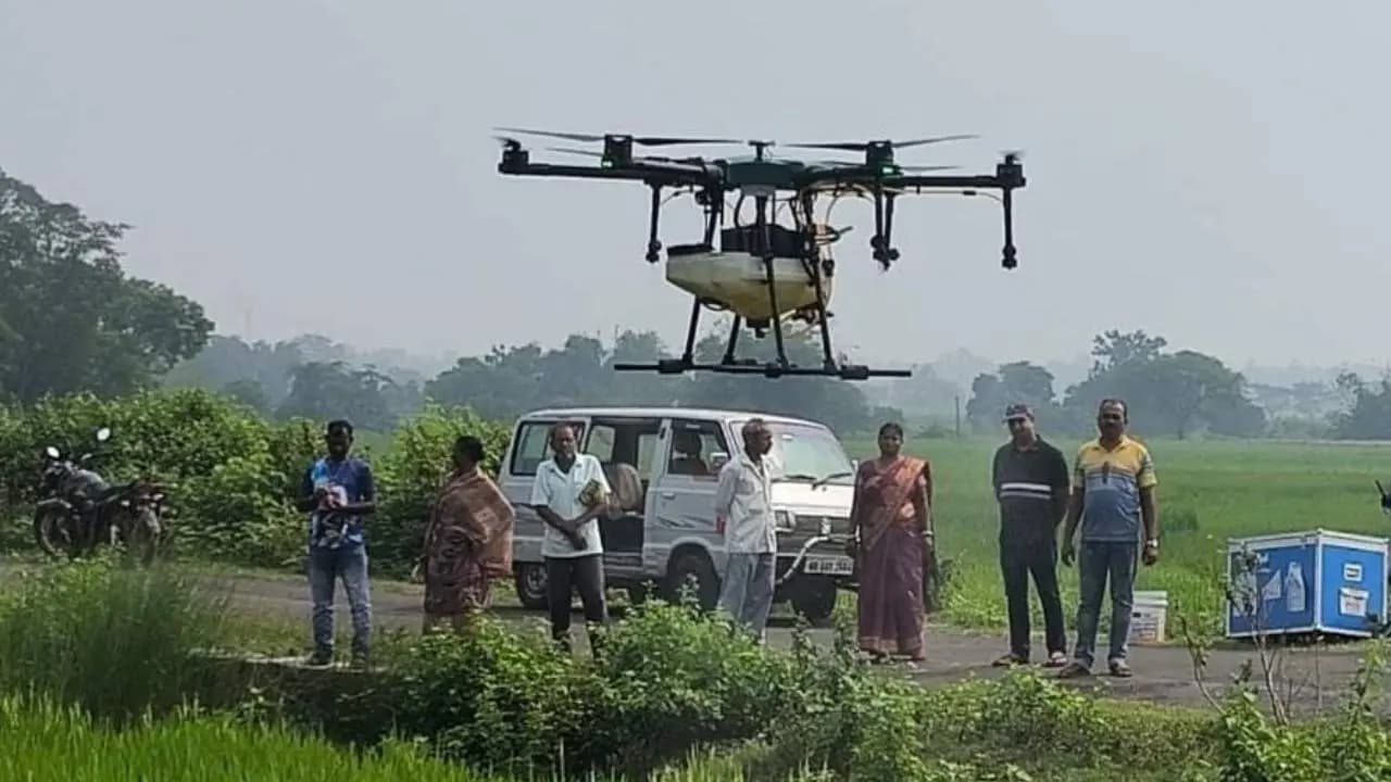 No More Fear of Snakes: Woman Farmer Brings Drone Technology to South Bankura Fields