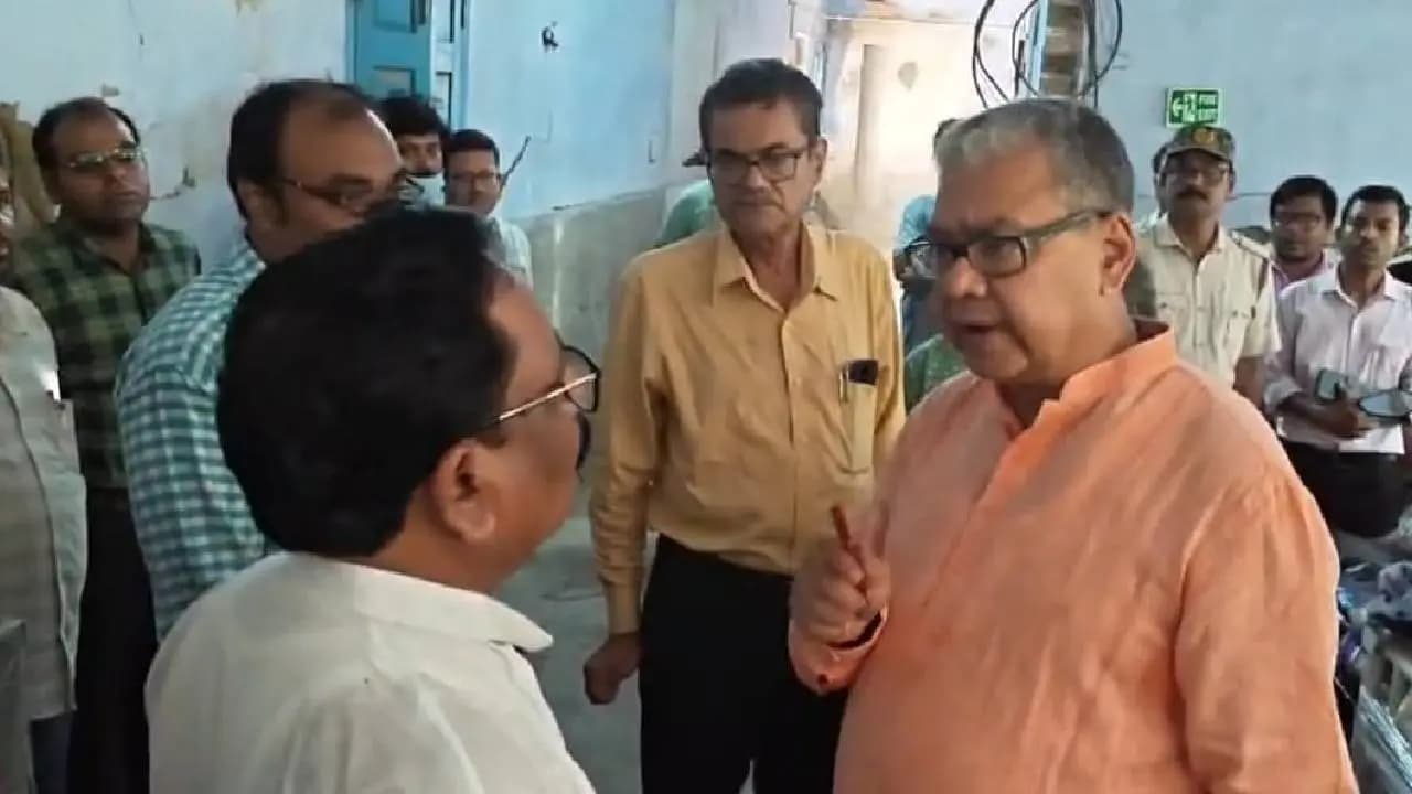 Which Is the Best Hospital in the District West Bengal Health Minister Gives His Verdict After Inspection