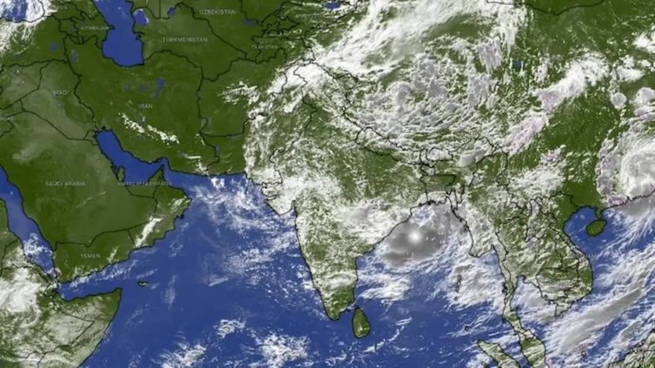 Monsoon Mystery from Space: Satellite Image Shows Unequal Rainfall Distribution in India