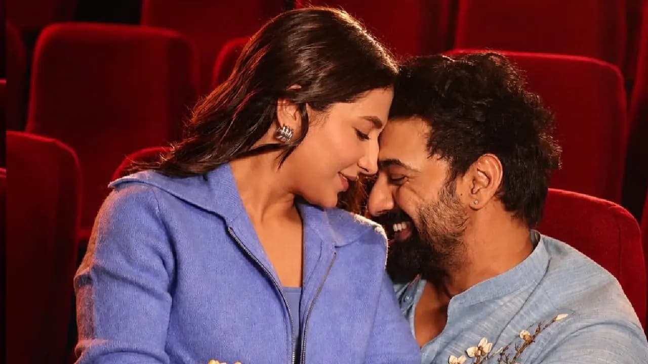 Dev and Subhashree Ganguly shared their pictures on memories of Dhumketu amid releasing of Desu7