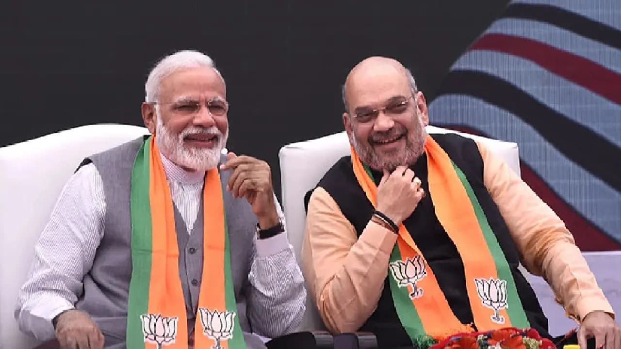 Huge success for the Modi government 274 fugitive brought back to India