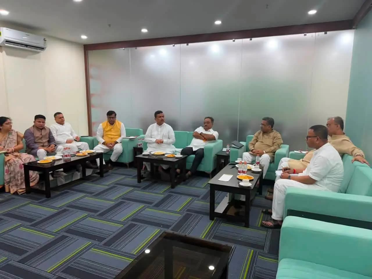 Bengal bjp meeting on core issues p