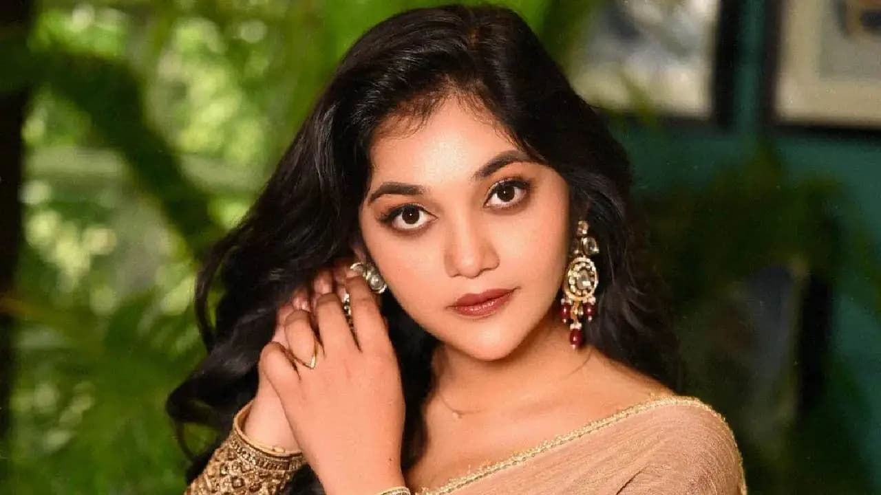 Actress Shirin Paul will be seen in hoichoi series Ajeya after Chirodini Tumi je Amar 