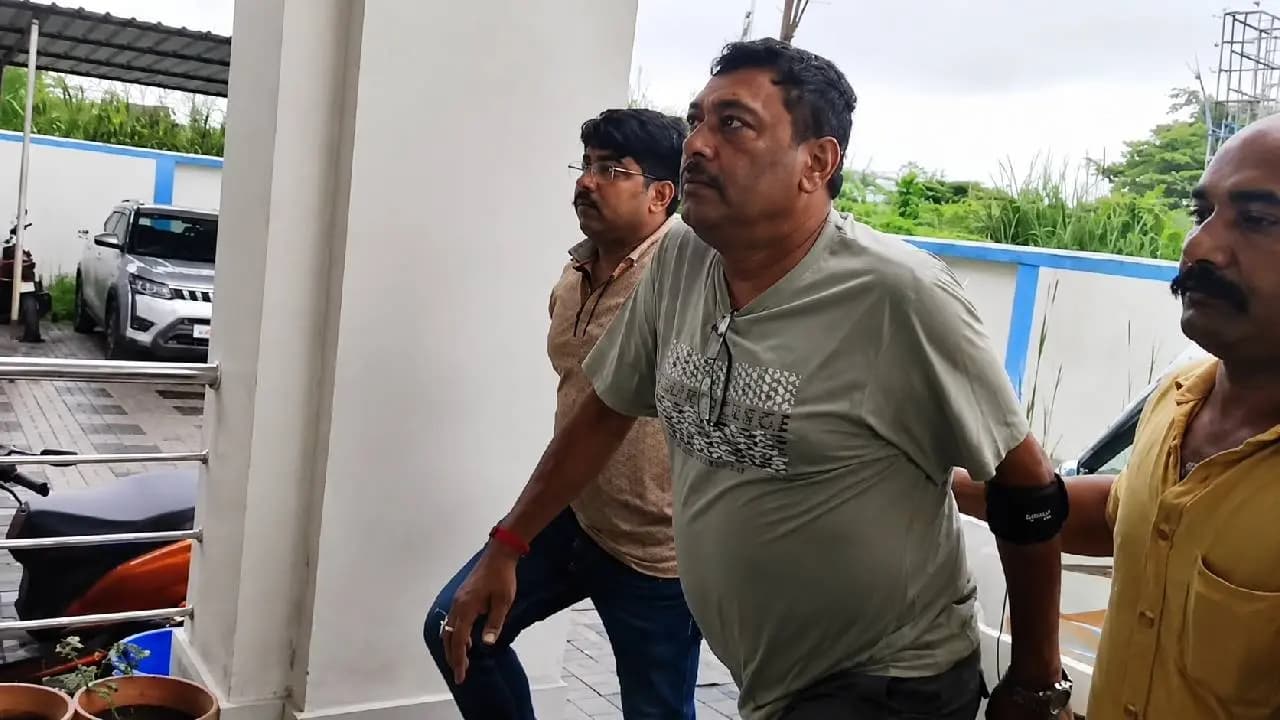 Former Trinamool Congress MLA Sanat De Arrested by Police in Naihati Over Post-Poll Violence and Extortion Allegations