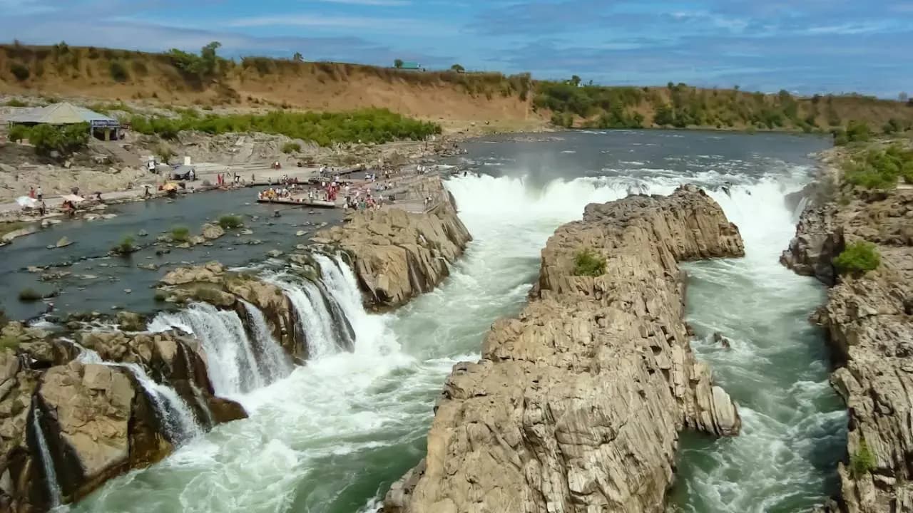 The River That Flows West: Unraveling the Geological Mystery and Cultural Legacy of the Narmada