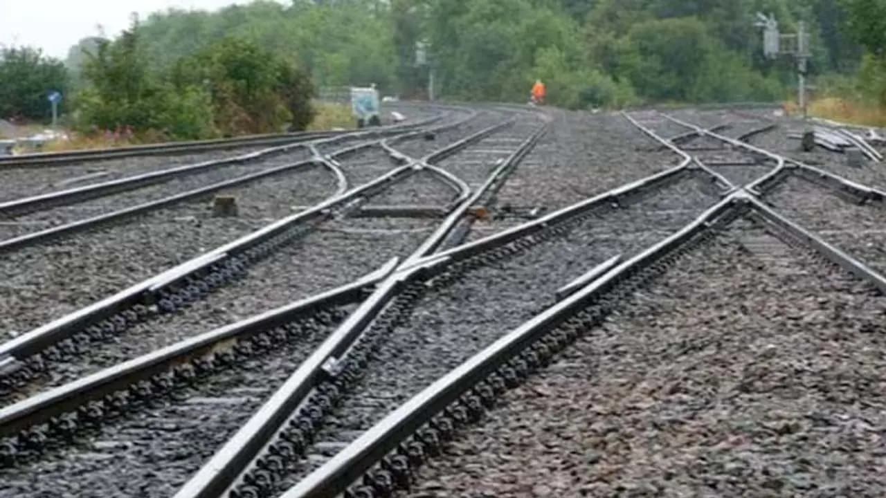  Expansion of Railways in Bengal: Rail lines to be laid on 17 new routes in West Bengal Centre takes the initiative 