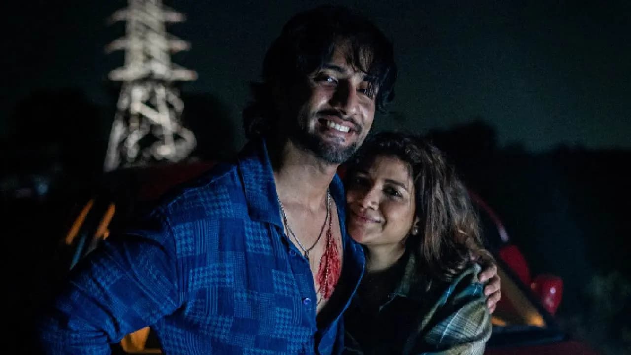 Trailer of Zee 5 original bengali movie Nibba Nibbi starring Rishav Basu and Souraseni Maitra
