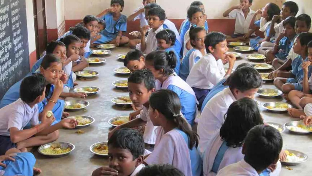 Mid day Meal Saturday Menu: what foods ISKCON provided to students on Saturday