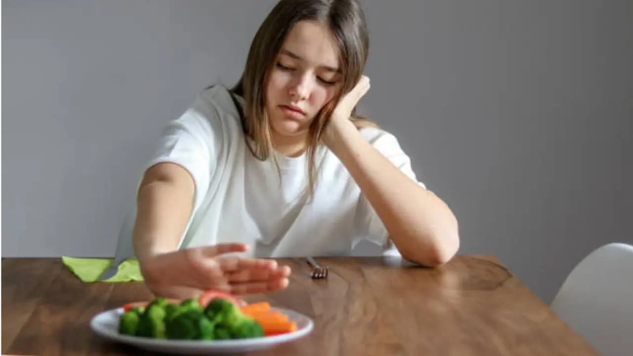 High cholesterol Problems: does skipping dinner reduces fat in blood vessels 