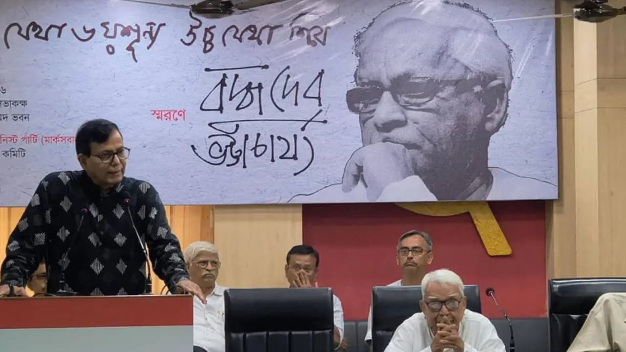 Buddhadeb Bhattacharjee wanted to build an advanced Bengal says Salim in reminiscence;