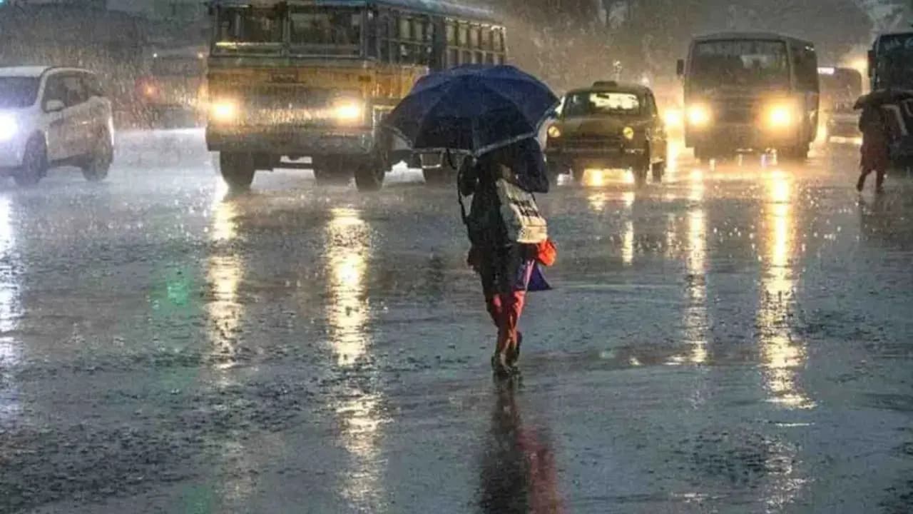 IMD Weather Update: IMD issues heavy rainfall alert for these districts rainfall will increase in Kolkata too 