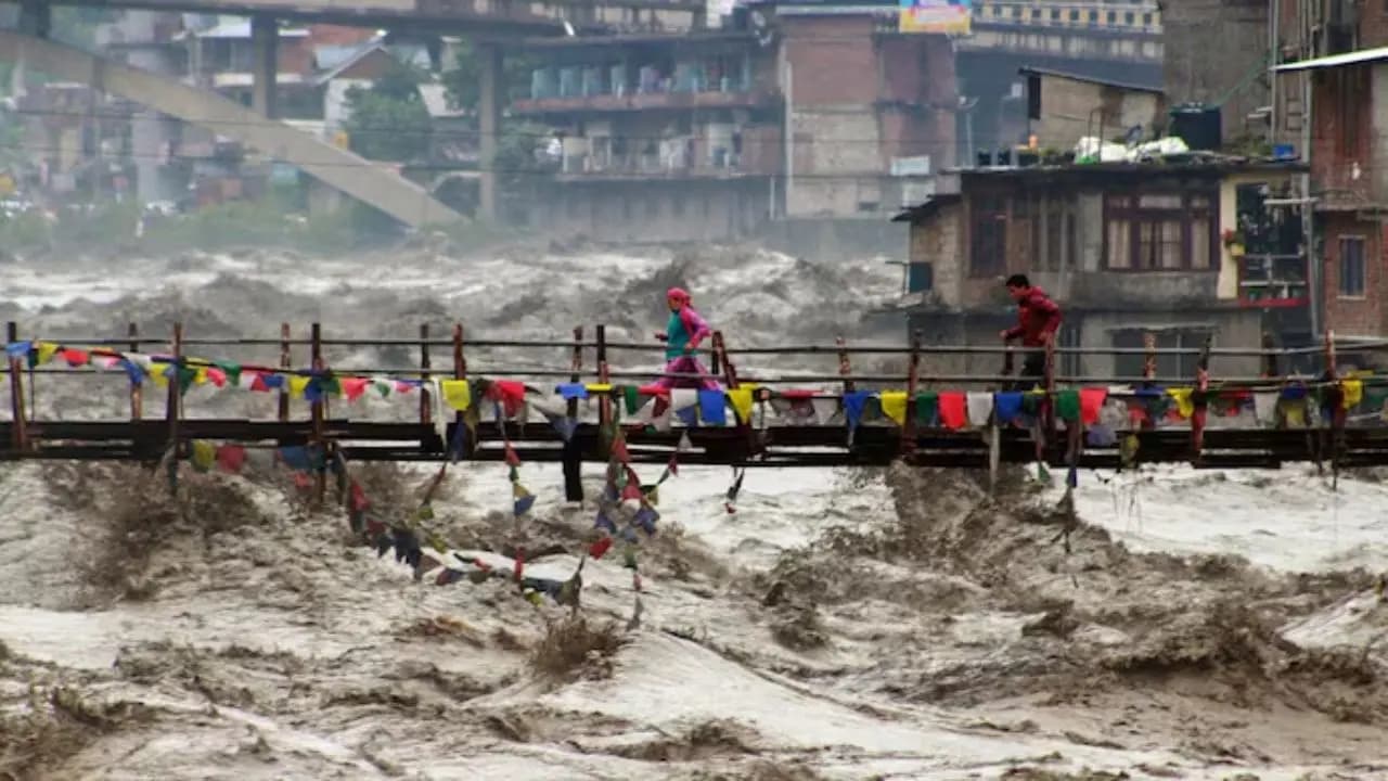 Himachal Pradesh: Natures fury in Himachal Pradesh Monsoon havoc claims 157 lives 260 roads blocked by landslides