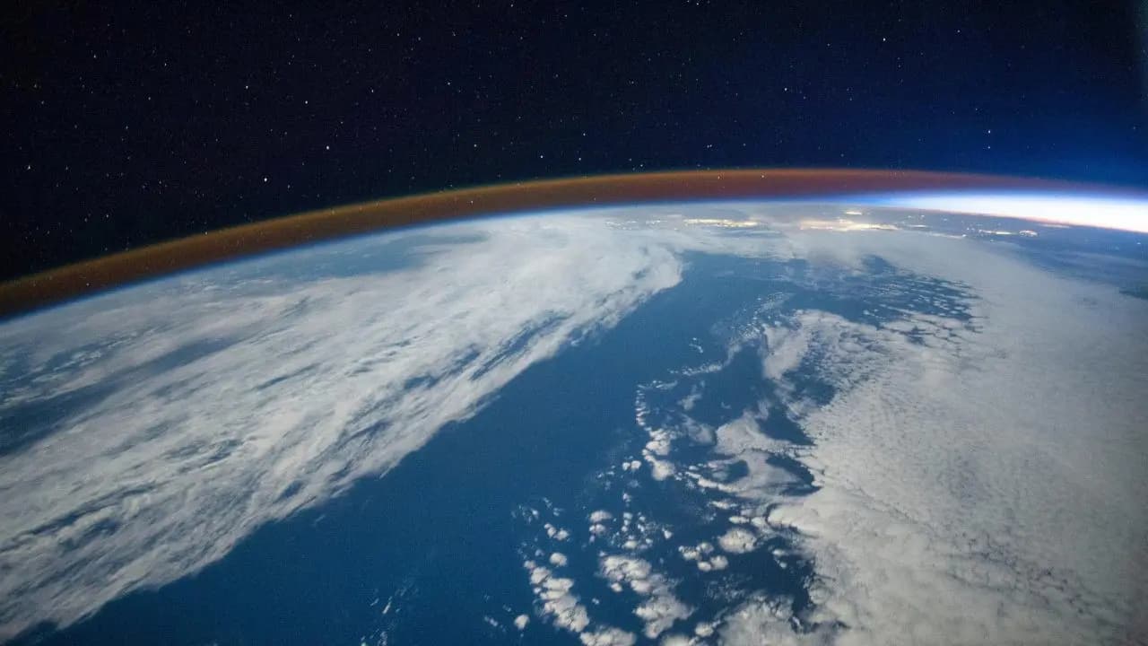 Ozone Layer: Scientists discovered unusual ozone layer above North Bay of Bengal