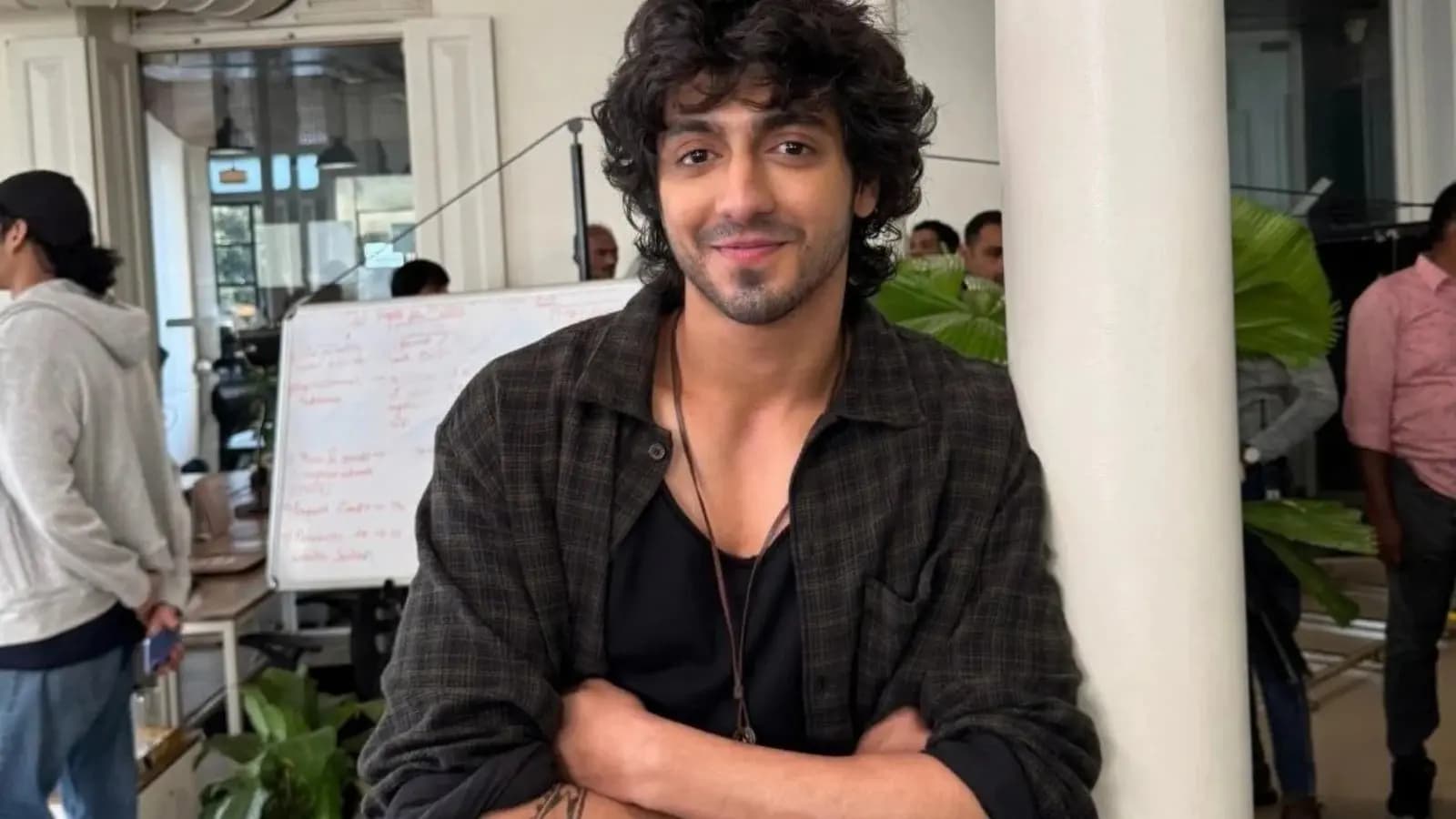 Musafir Cafe Fame Vedika Pinto and Ahaan Panday s Old Dance Video Takes Social Media by Storm