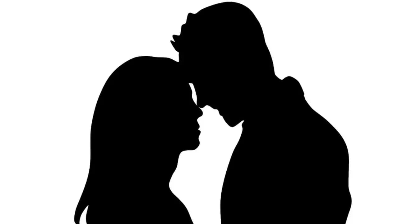 This actress had an affair with married cricketer and got pregnant then this happened with her