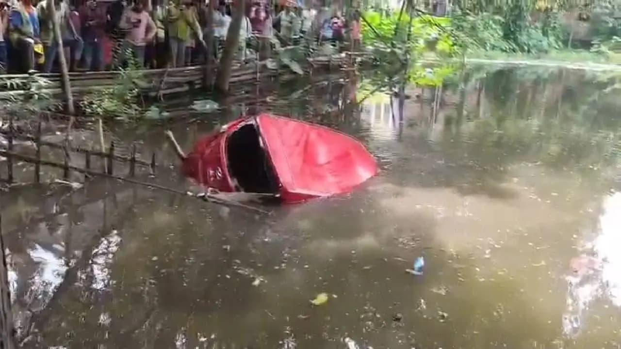 Kolkata Shocker: Woman Tragic Death During Car Driving Training in Kolkata, Dead Body Rescued From Pond 