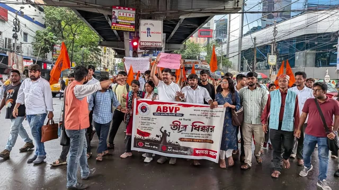 ABVP Demands CBI Probe into Question Paper Leak in Jharkhand Public Service and Staff Selection Exams