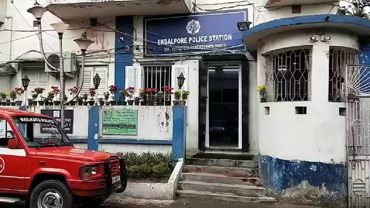 Boy tortured in Kolkata FIR filed at Ekbalpur Police Station