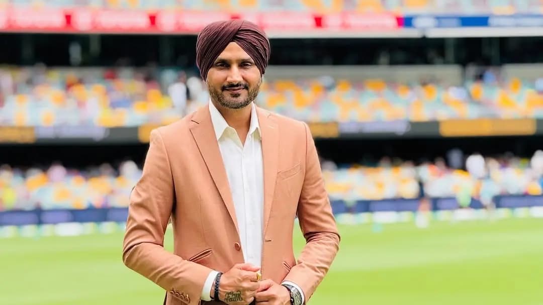 Harbhajan Singh names the actor he prefers for his Biopic, the name will shock all