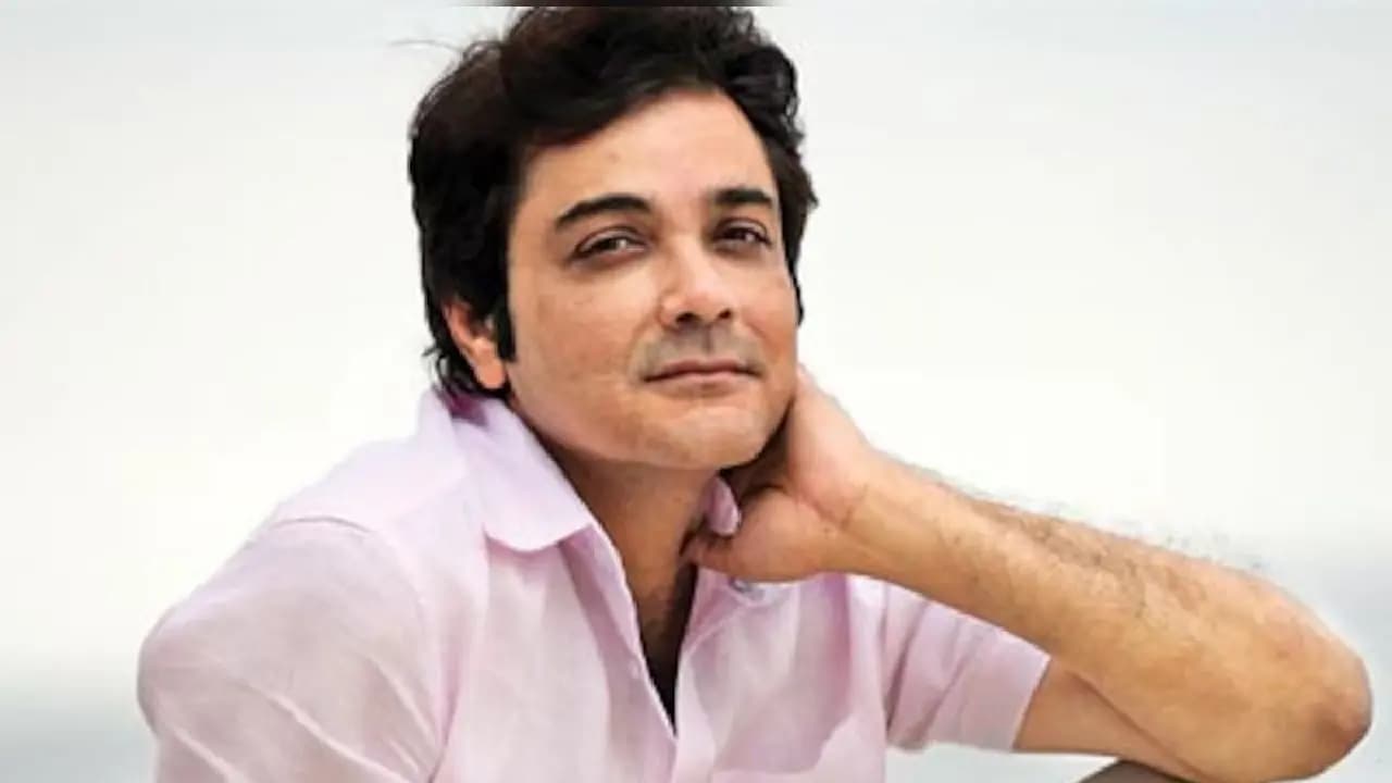 Prosenjit Chatterjee s Daaktar Kaku Postpones Release Date to September 18 with a Striking New Poster