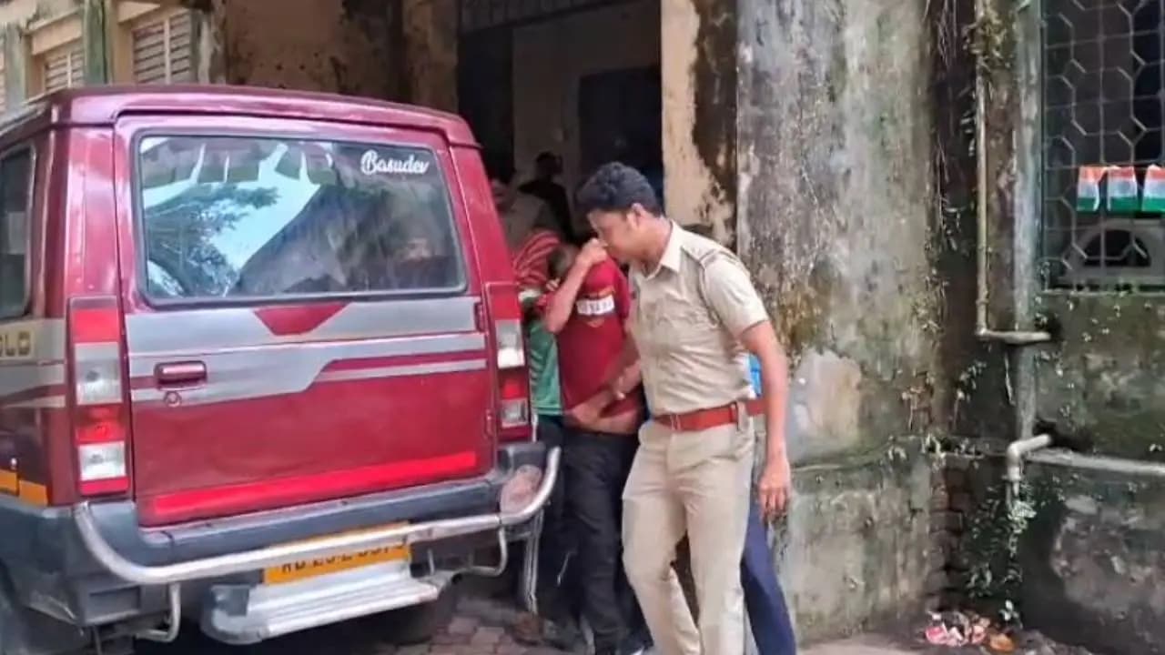 SIM cards obtained using fake documents smuggled to Bangladesh threes arrested in Cooch Behar on suspicion of ISI links
