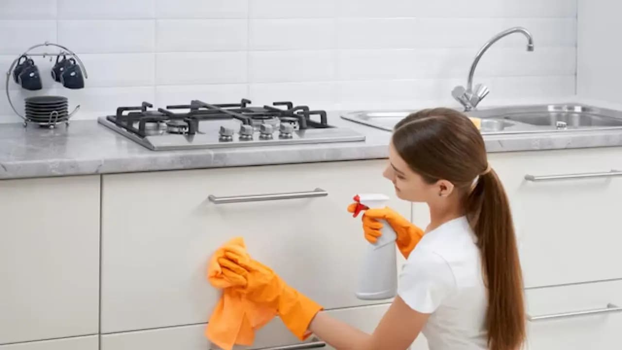 Kitchen cleaning tips: know how to clean gas burner to tap utensils in easy steps