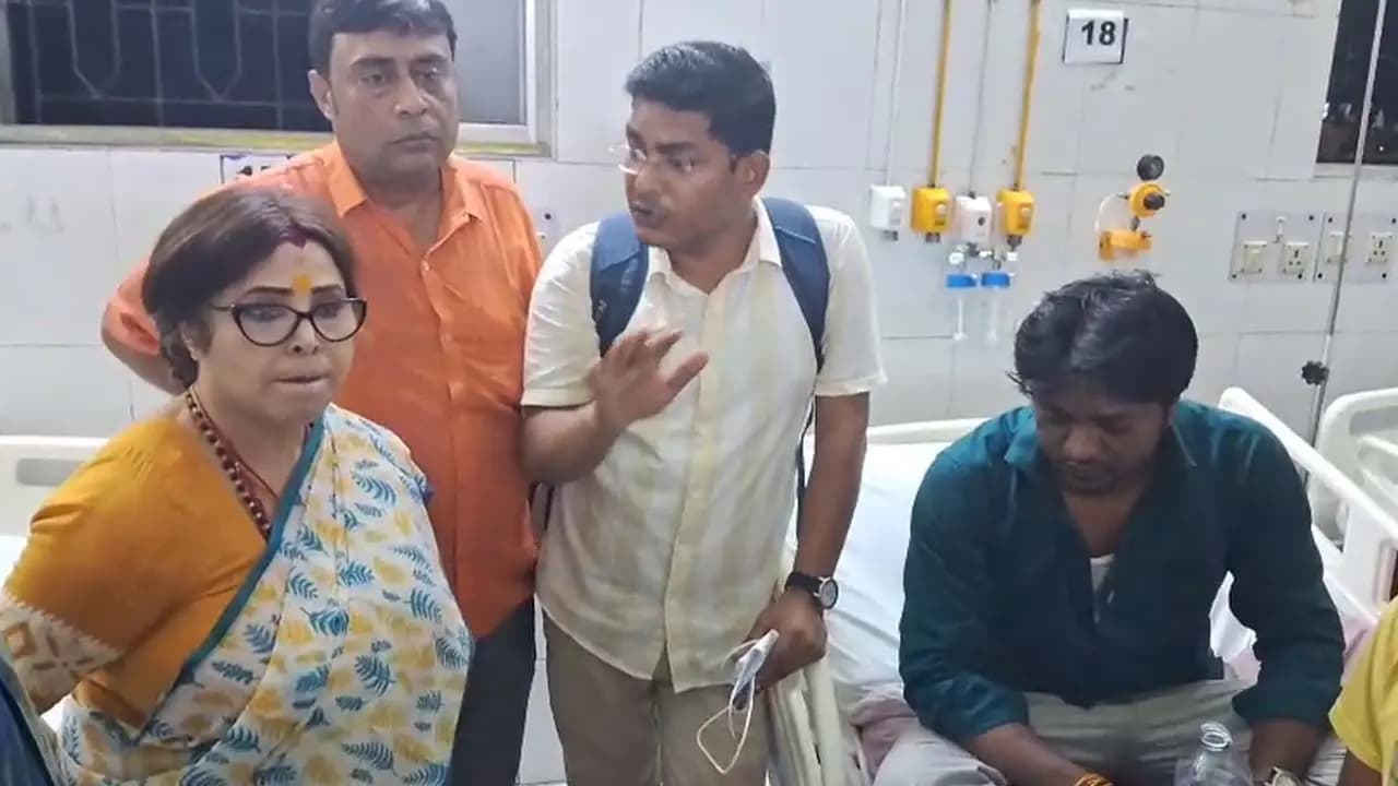 Tension At Jadavpur University: over General Body meeting altercation and scuffle between Left-wing student organizations and ABVP