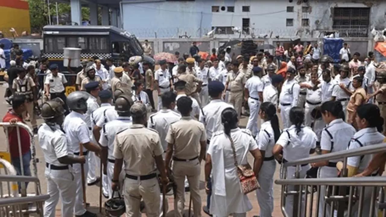 Police register suo motu case over New Market fire two detained