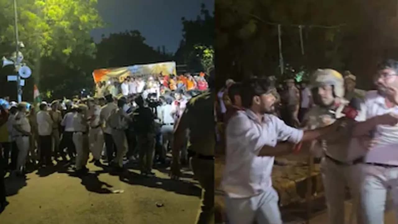 Reservation Hatao Protest: protesters detained heavy deployment of Delhi Police and RAF around Jantar Mantar