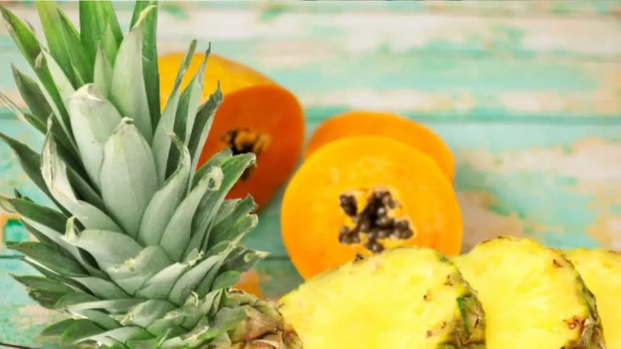Does your Stomach Bloat right after Eating? Can Pineapple and Papaya really provide relief from Bloating?