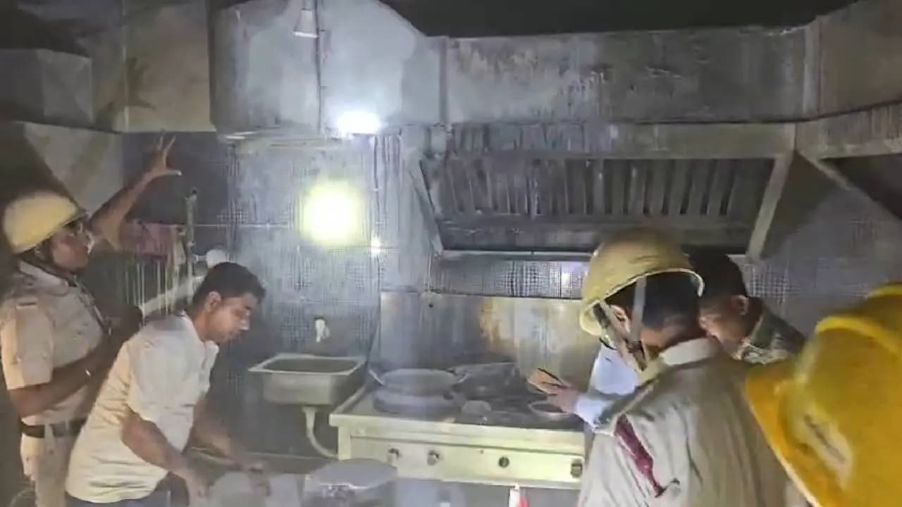Rampurhat Hotel Fire 