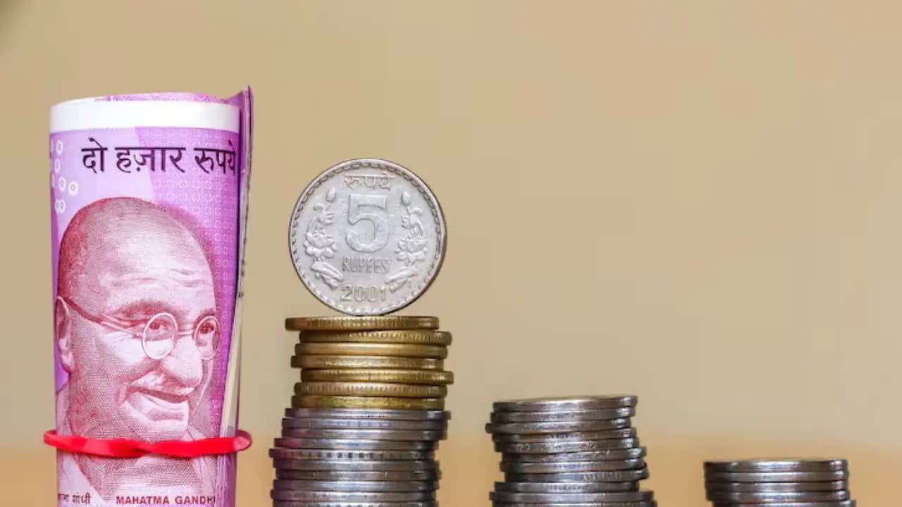 Follow 7 Habits to Built Huge Money and Wealth for Future