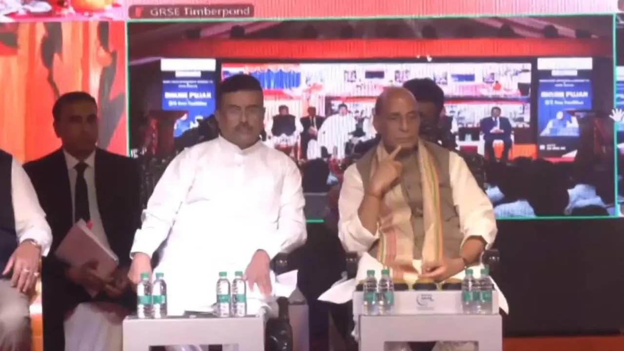 GRSE Projects in Bengal: Defense Minister Rajnath Singh Praises State Governance and Vision