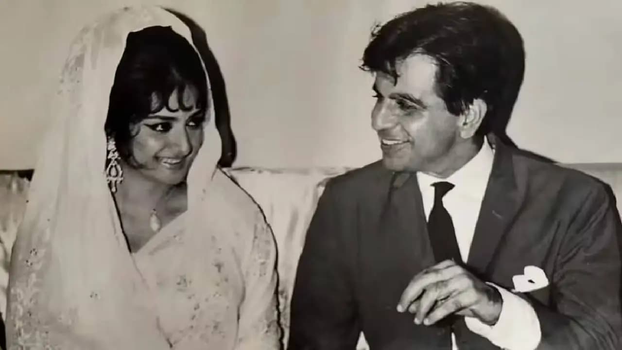 12 year old Saira Banu dreamed of marrying 34 year old Dilip Kumar
