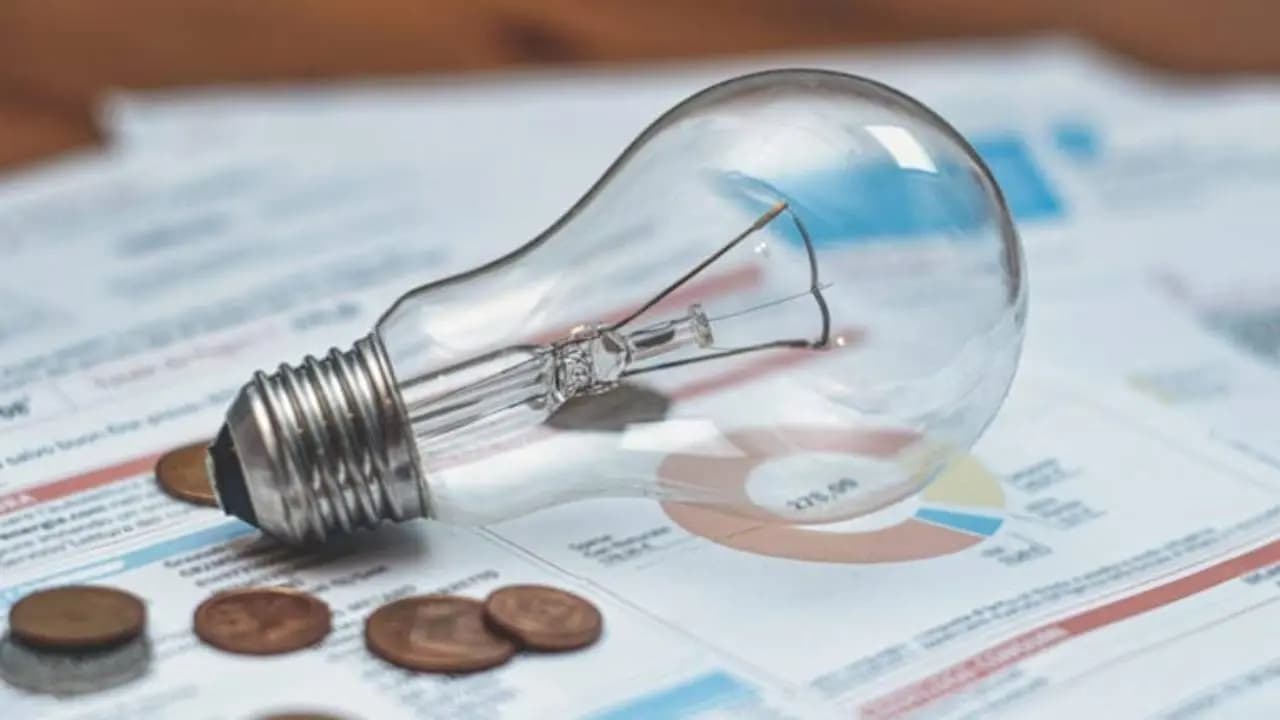 One Call and Electric bill Low: High Electricity Bill How to Lower It with One Phone Call