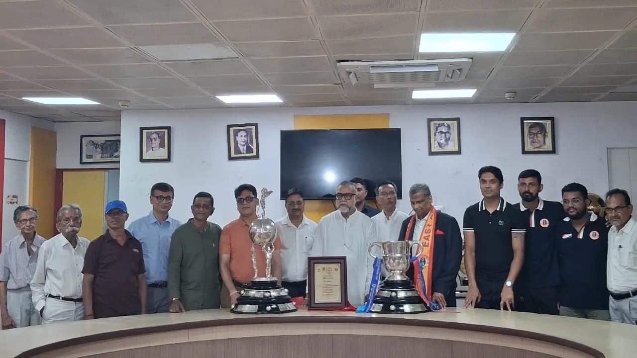 East Bengal wants to promote Indian Footballers, celebrated Durand win by Flag Hoisting at Club  
