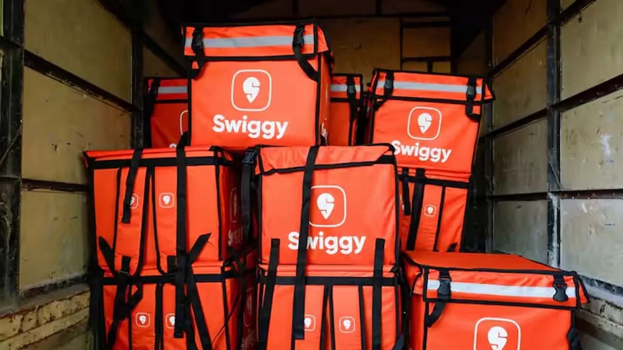 Licenses Suspended: Licenses of Swiggy Instamart and BigBasket suspended A major move by Karnataka Govt why